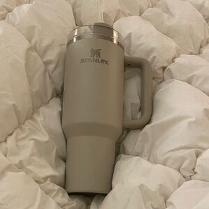 SOLD OUT Hearth and Hand by Magnolia x Stanley tumbler